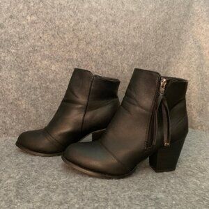 MINT Women’s Black Side-Zip Heel Ankle Boots
